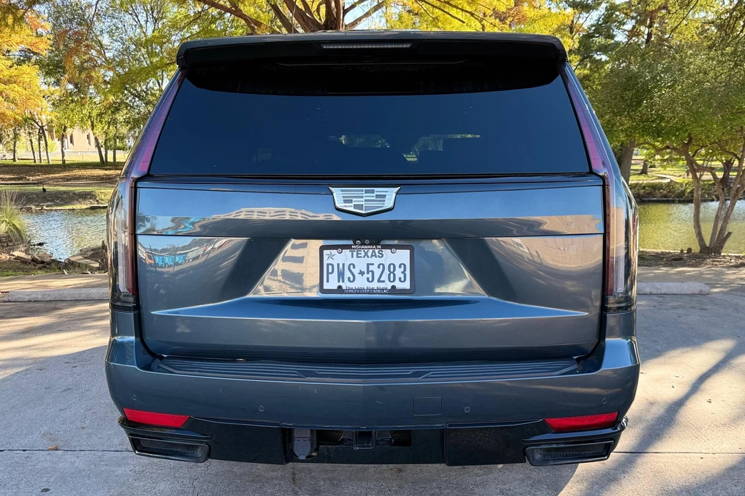 2021 Cadillac Escalade 5th Gen - Image 5 of 31