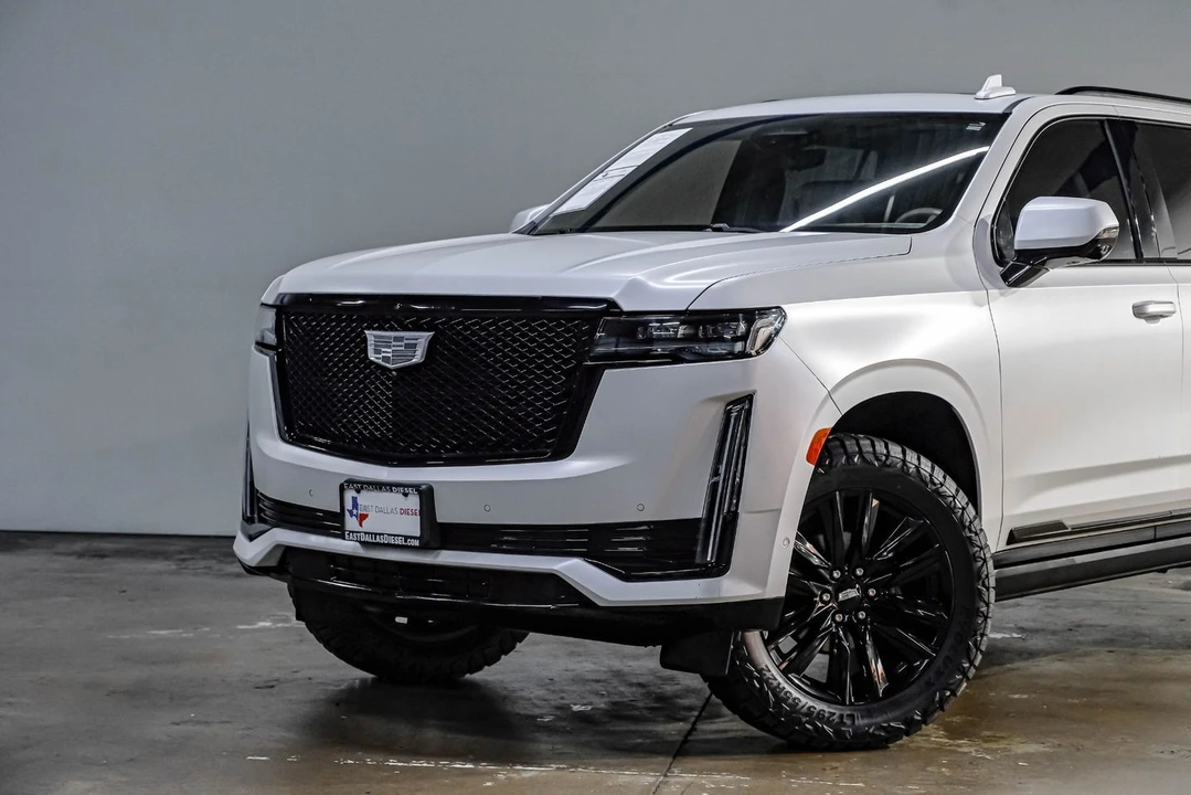 2021 Cadillac Escalade 5th Gen - Image 9 of 21