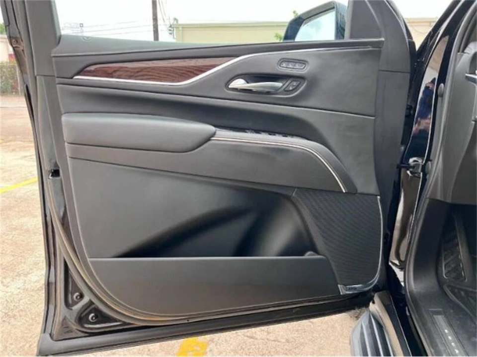 2021 Cadillac Escalade 5th Gen - Image 19 of 19