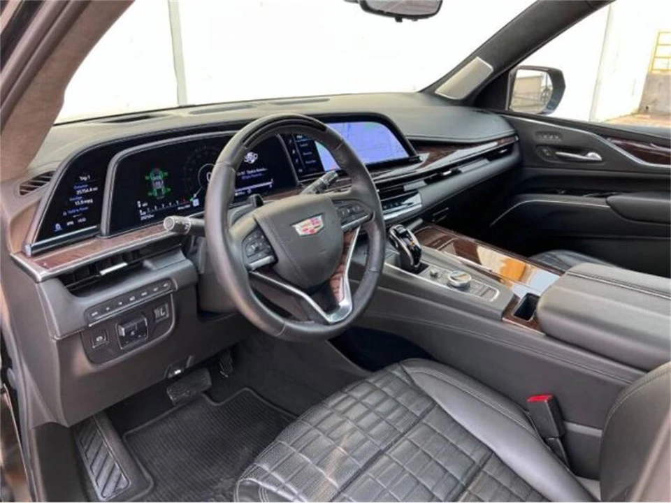 2021 Cadillac Escalade 5th Gen - Image 11 of 19