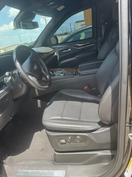 2021 Cadillac Escalade 5th Gen - Image 7 of 13