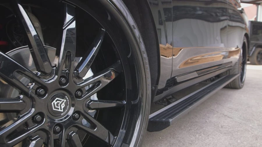 2021 Cadillac Escalade 5th Gen - Image 13 of 28