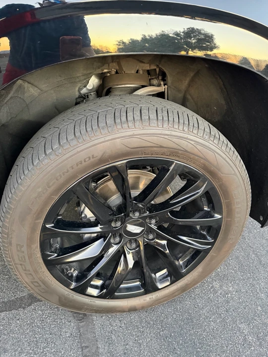 2021 Cadillac Escalade 5th Gen - Image 14 of 21
