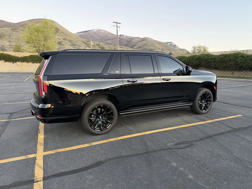 2021 Cadillac Escalade 5th Gen - Image 8 of 21