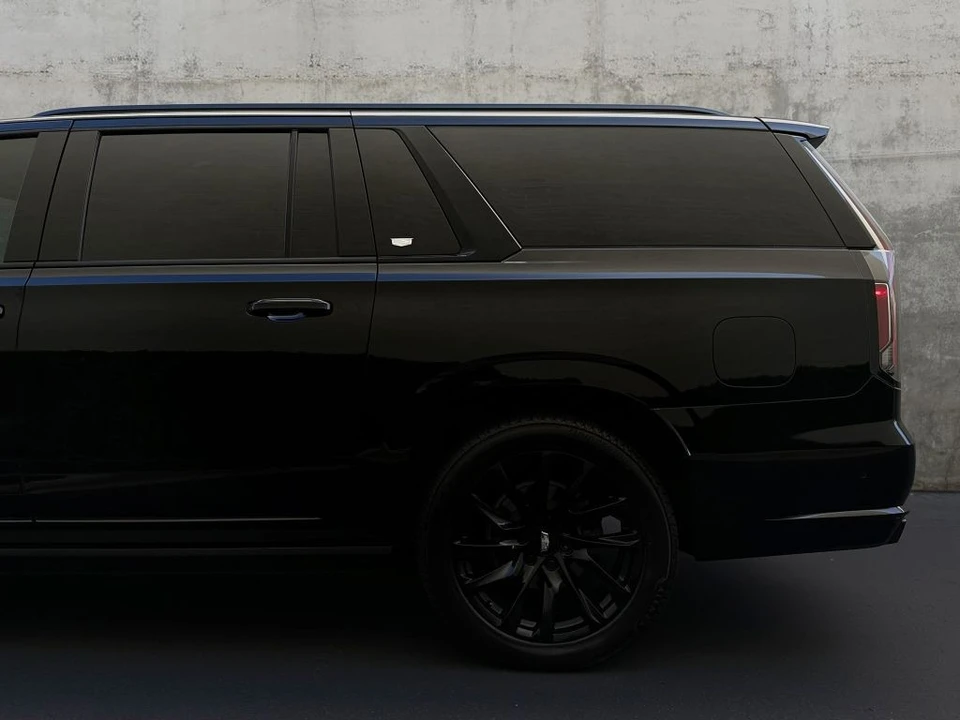 2021 Cadillac Escalade 5th Gen - Image 9 of 21