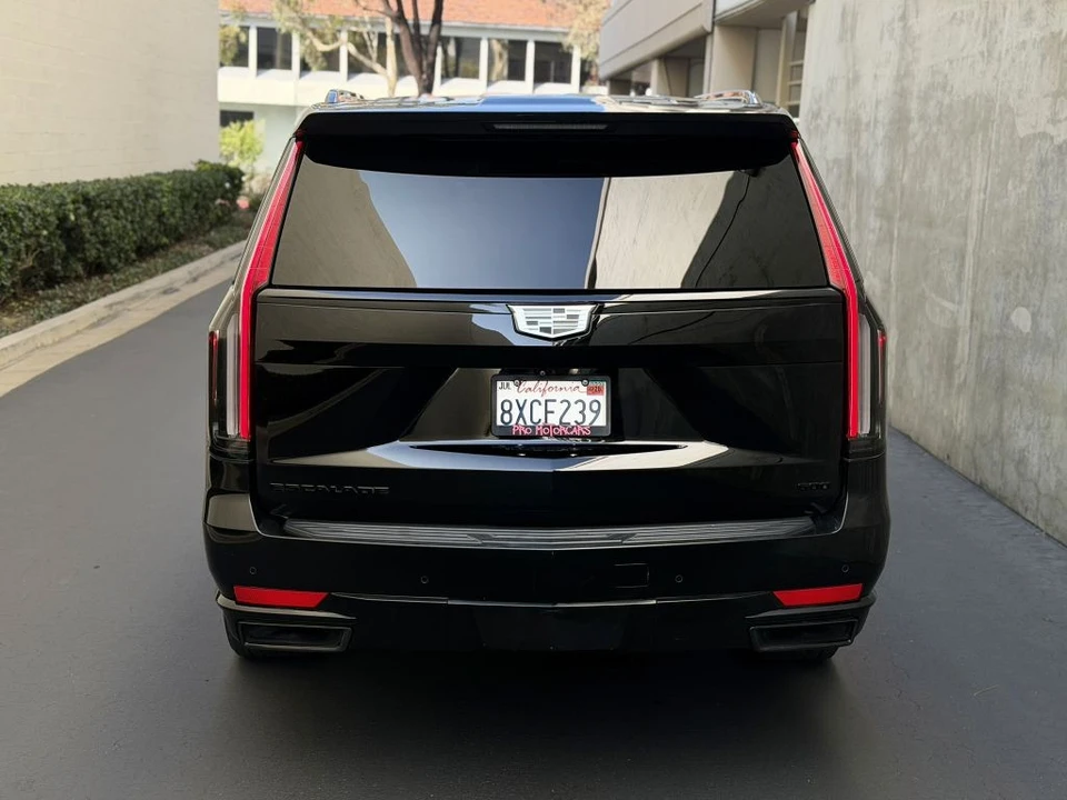 2021 Cadillac Escalade 5th Gen - Image 12 of 21