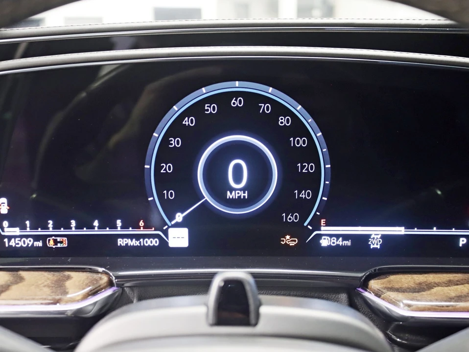 2021 Cadillac Escalade 5th Gen - Image 19 of 21