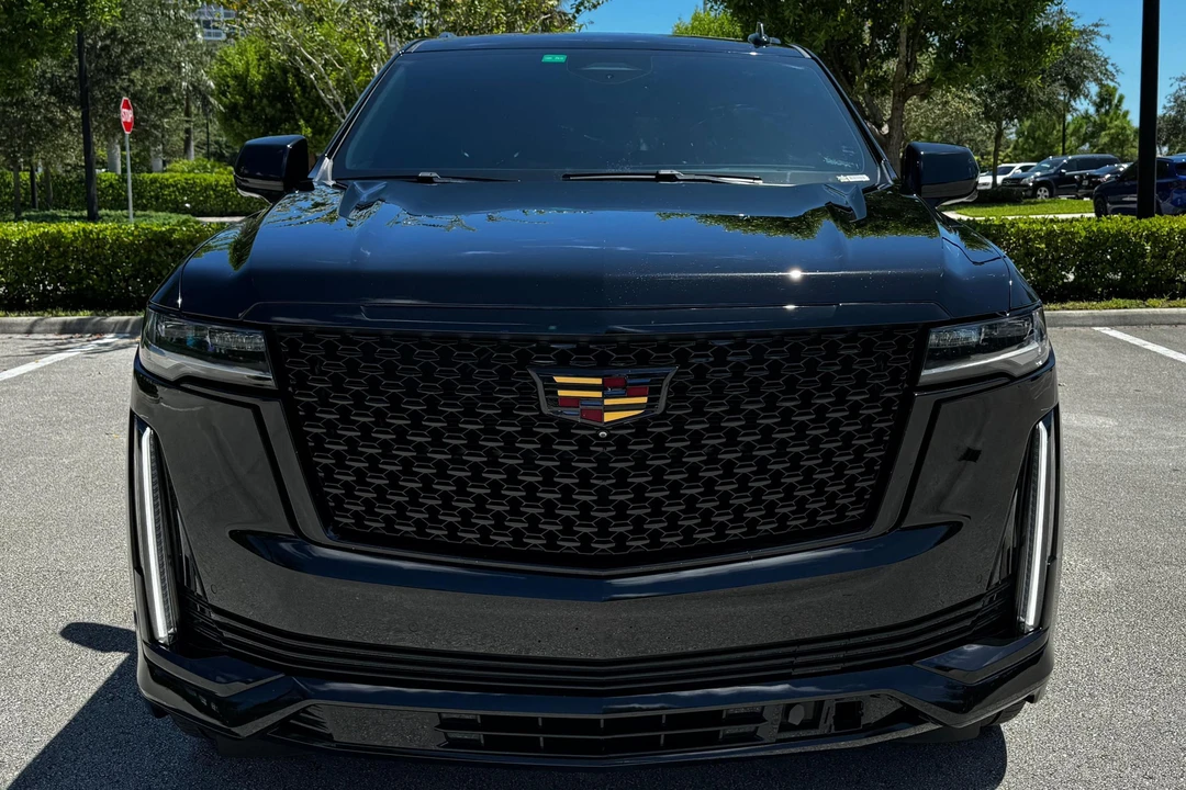 2021 Cadillac Escalade 5th Gen - Image 2 of 31