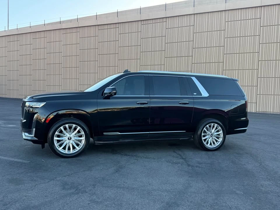 2021 Cadillac Escalade 5th Gen - Image 8 of 21
