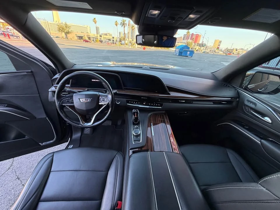 2021 Cadillac Escalade 5th Gen - Image 16 of 21