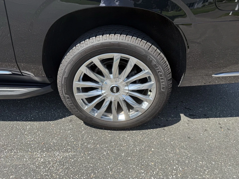 2021 Cadillac Escalade 5th Gen - Image 5 of 21