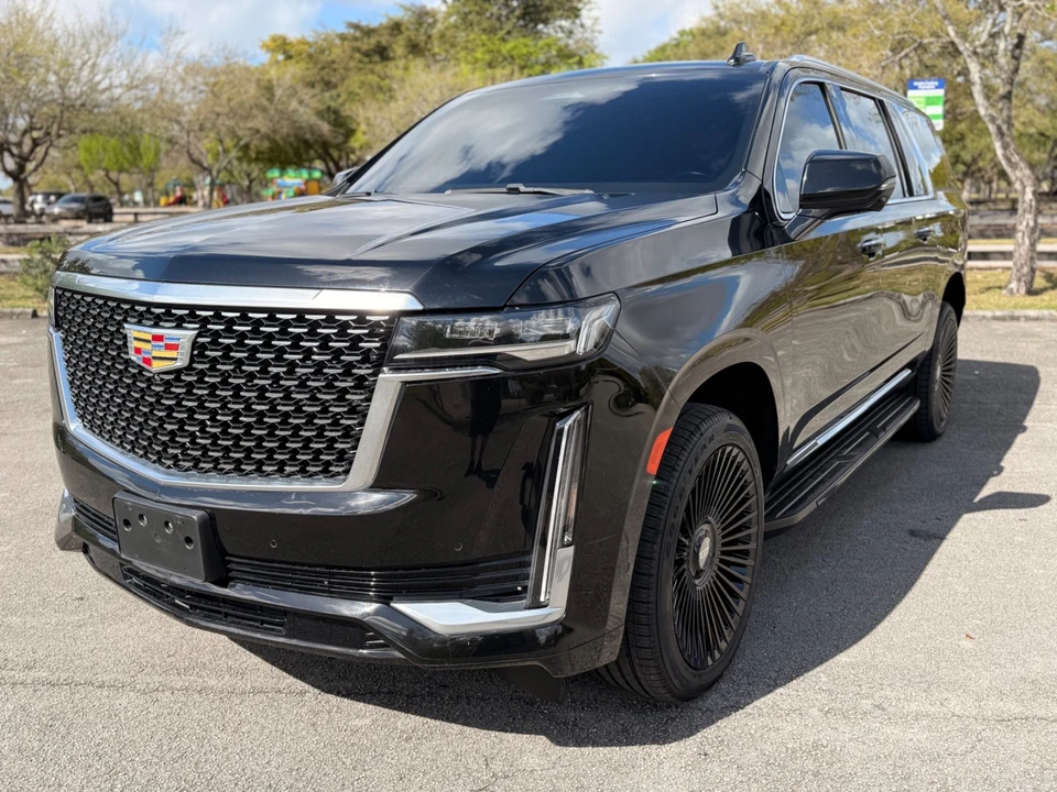 2021 Cadillac Escalade 5th Gen - Image 14 of 21