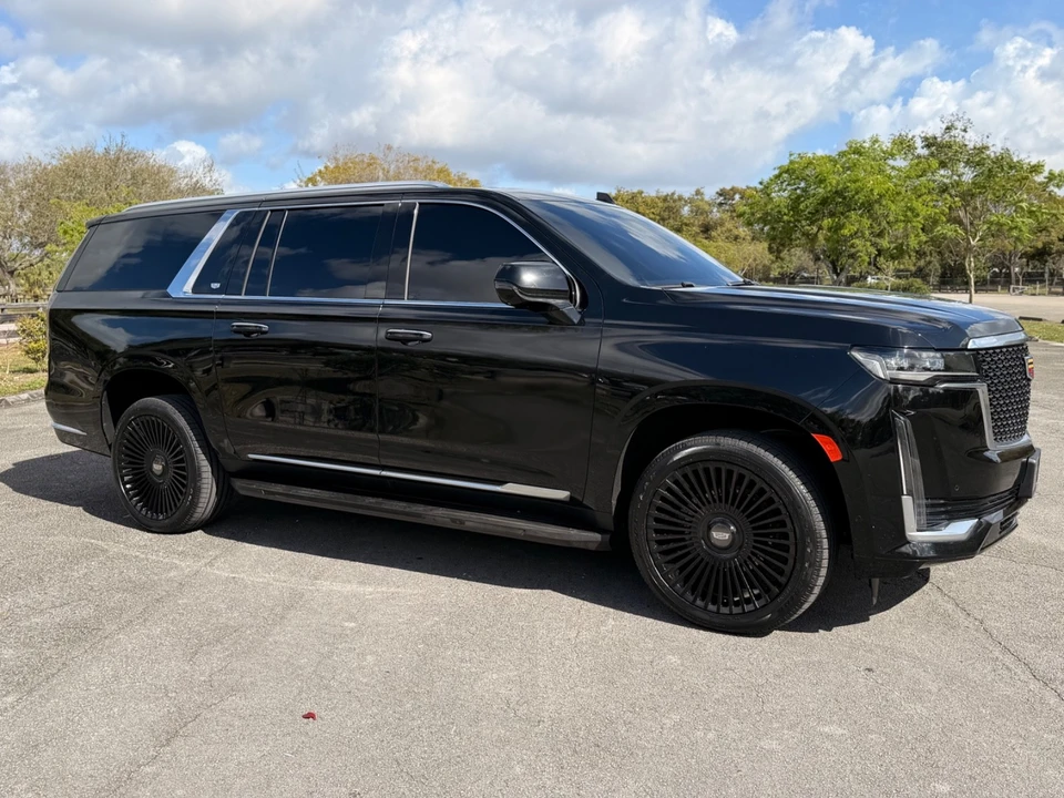 2021 Cadillac Escalade 5th Gen - Image 4 of 21