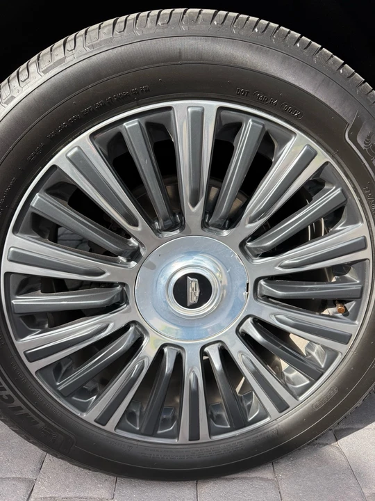 2021 Cadillac Escalade 5th Gen - Image 3 of 6