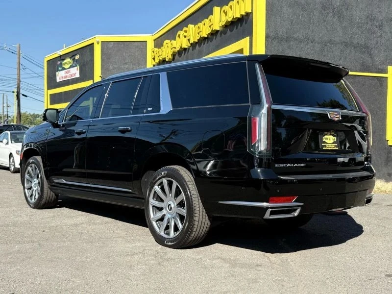 2021 Cadillac Escalade 5th Gen - Image 4 of 12