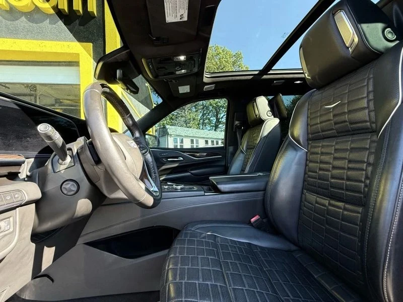 2021 Cadillac Escalade 5th Gen - Image 8 of 12