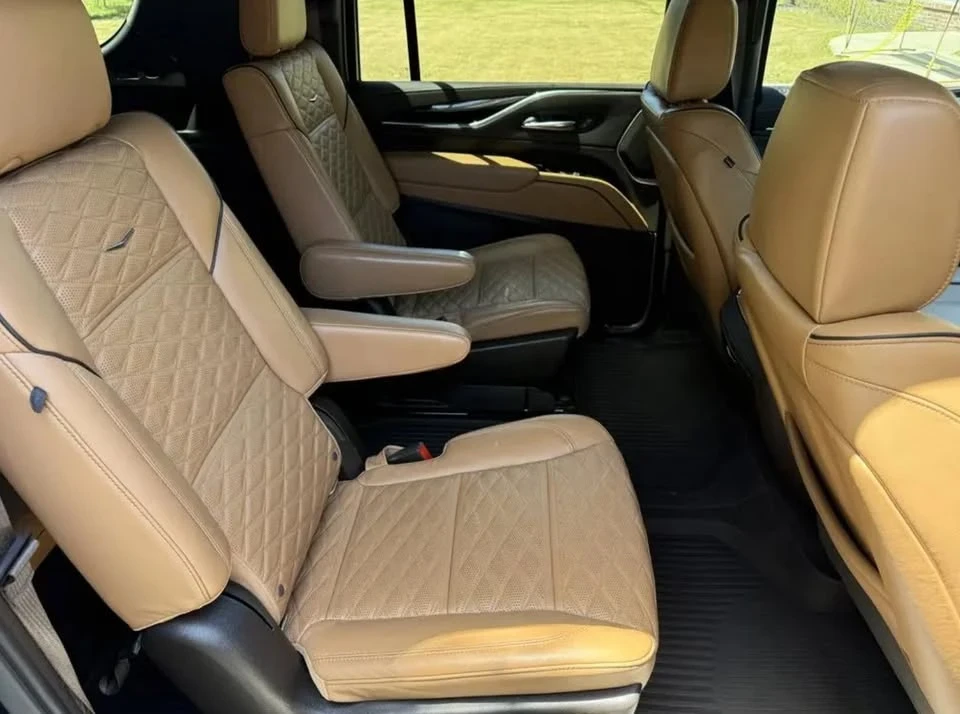 2021 Cadillac Escalade 5th Gen - Image 6 of 7