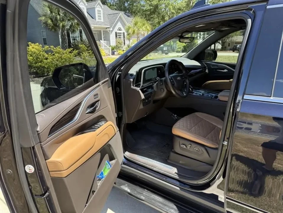 2021 Cadillac Escalade 5th Gen - Image 3 of 7