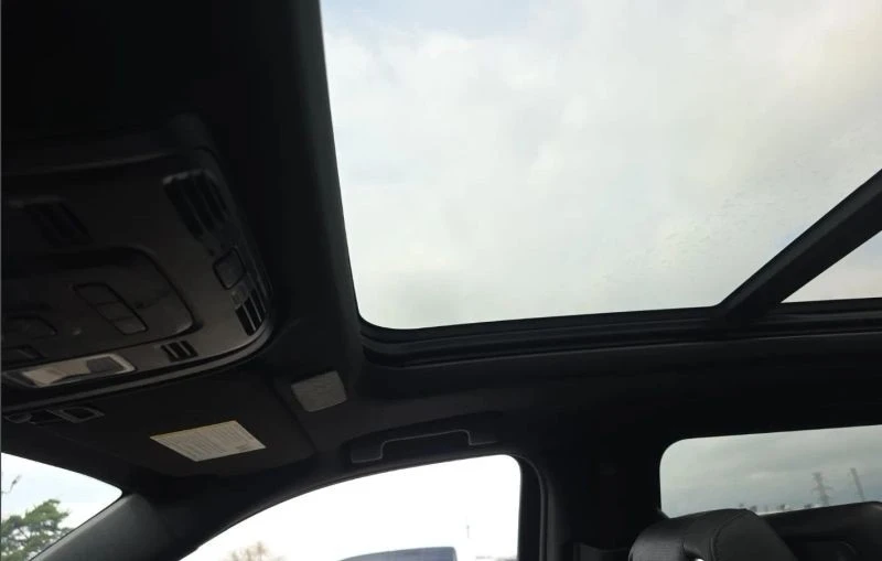2021 Cadillac Escalade 5th Gen - Image 3 of 12