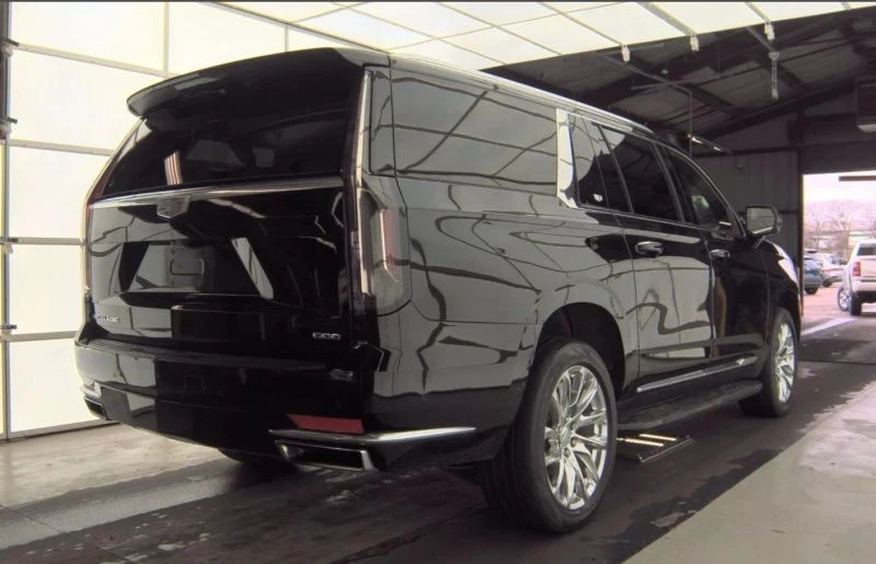 2021 Cadillac Escalade 5th Gen - Image 2 of 12