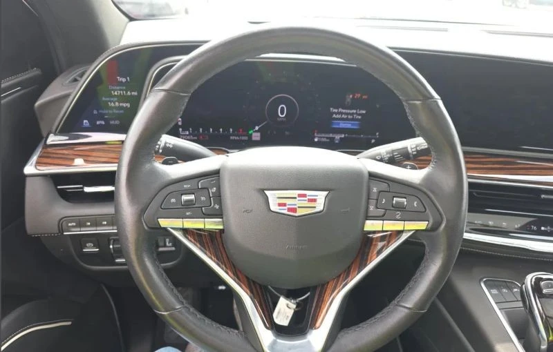 2021 Cadillac Escalade 5th Gen - Image 5 of 12