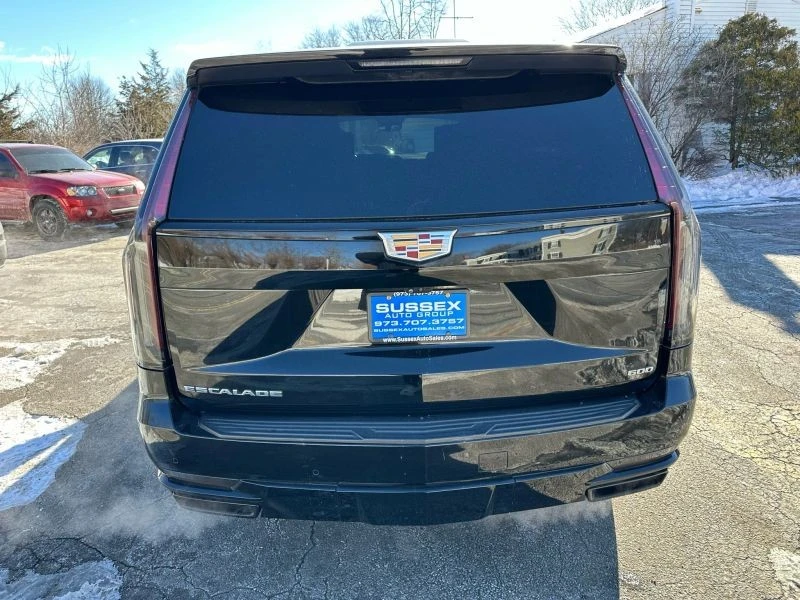 2021 Cadillac Escalade 5th Gen - Image 5 of 12