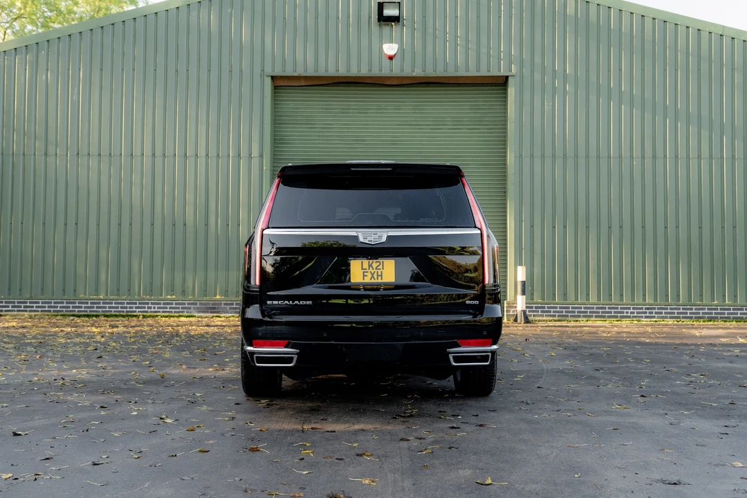 2021 Cadillac Escalade 5th Gen - Image 7 of 31
