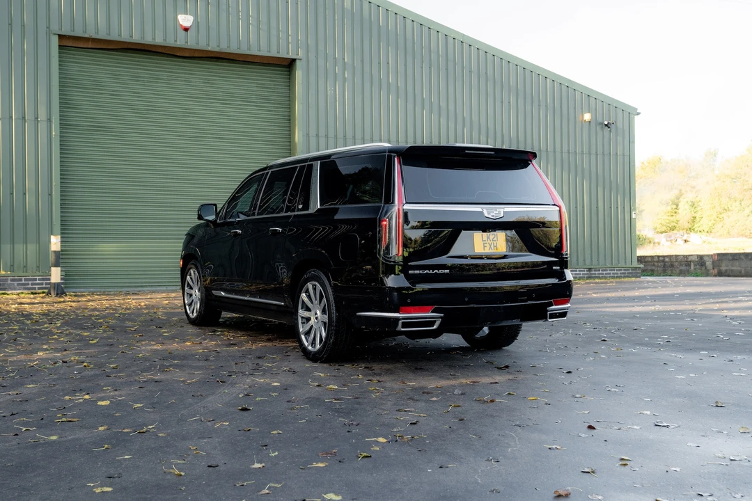 2021 Cadillac Escalade 5th Gen - Image 6 of 31
