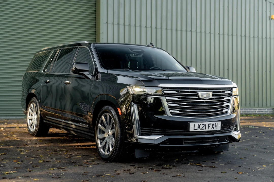 2021 Cadillac Escalade 5th Gen - Image 16 of 31