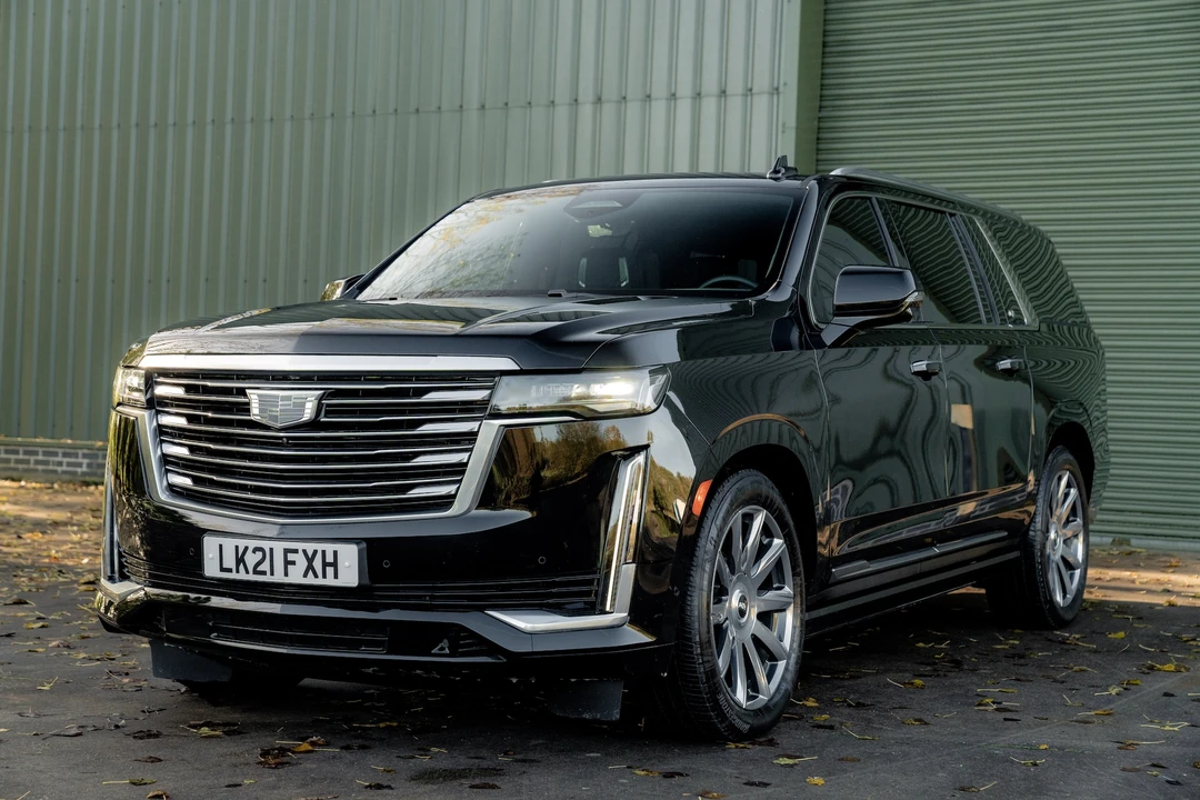 2021 Cadillac Escalade 5th Gen - Image 12 of 31