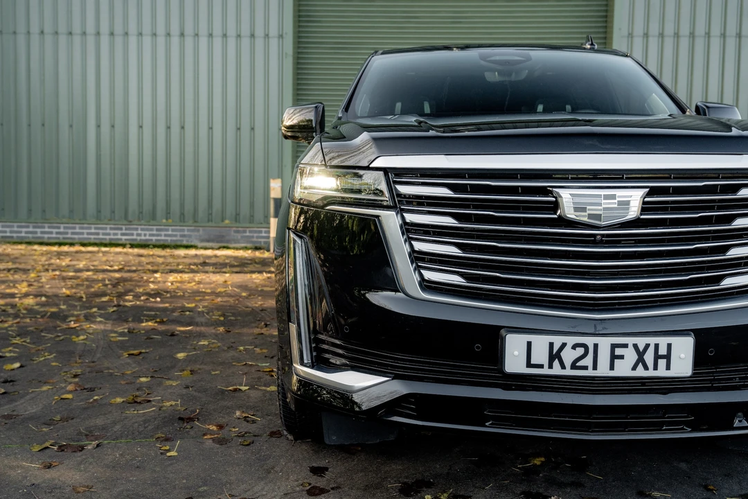 2021 Cadillac Escalade 5th Gen - Image 18 of 31