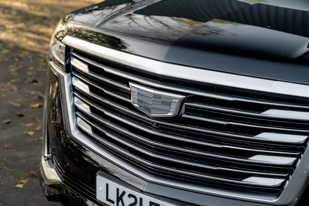 2021 Cadillac Escalade 5th Gen - Image 28 of 31