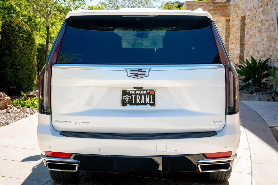 2021 Cadillac Escalade 5th Gen - Image 7 of 31