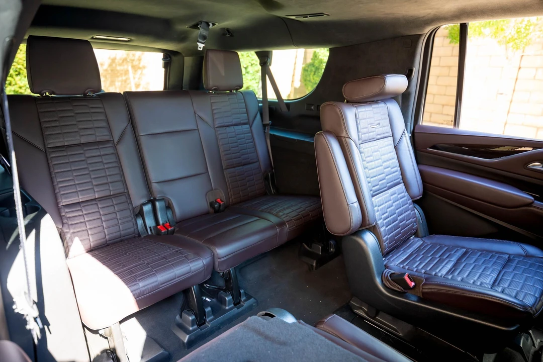 2021 Cadillac Escalade 5th Gen - Image 23 of 31