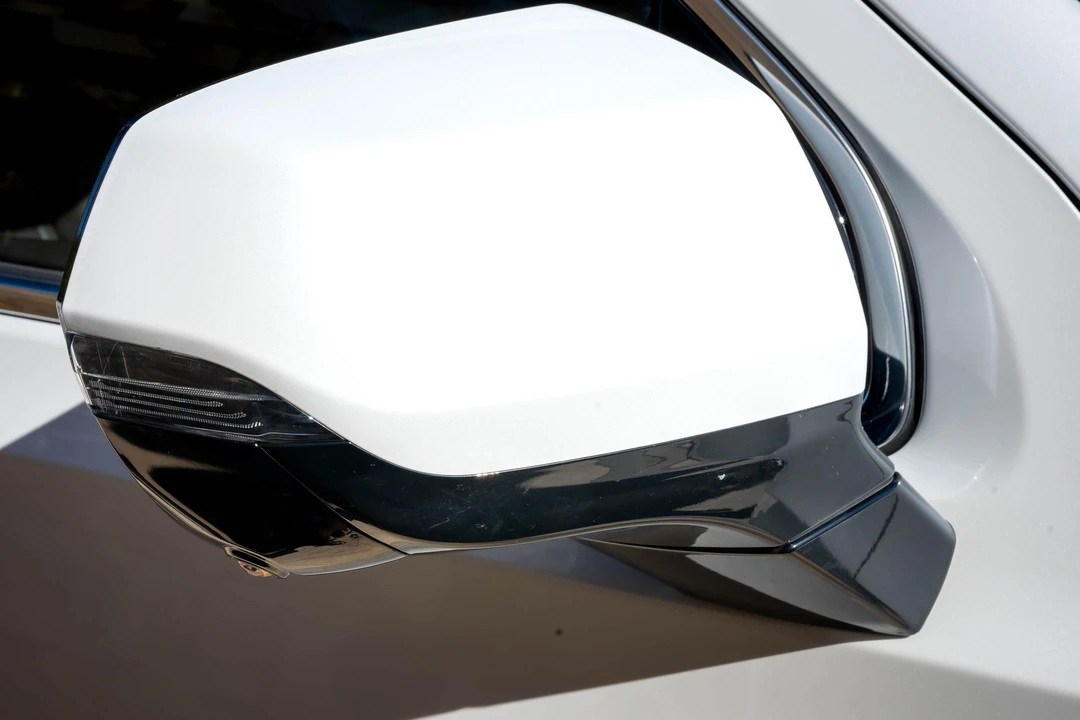 2021 Cadillac Escalade 5th Gen - Image 16 of 31