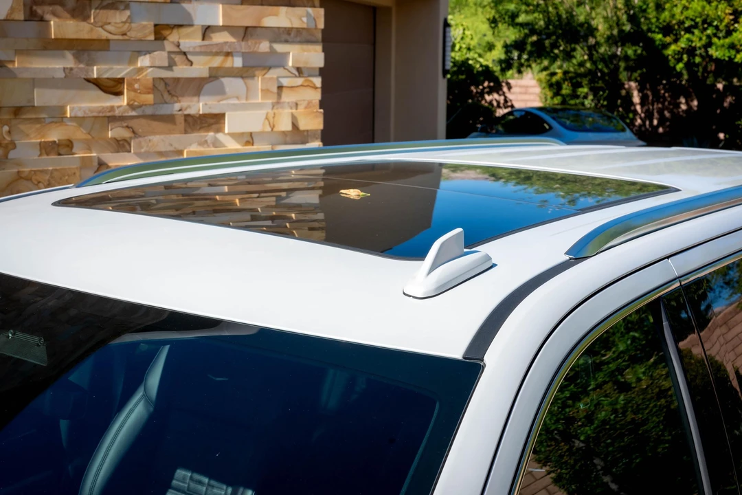 2021 Cadillac Escalade 5th Gen - Image 13 of 31
