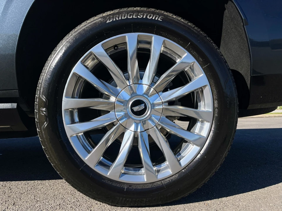 2021 Cadillac Escalade 5th Gen - Image 13 of 31