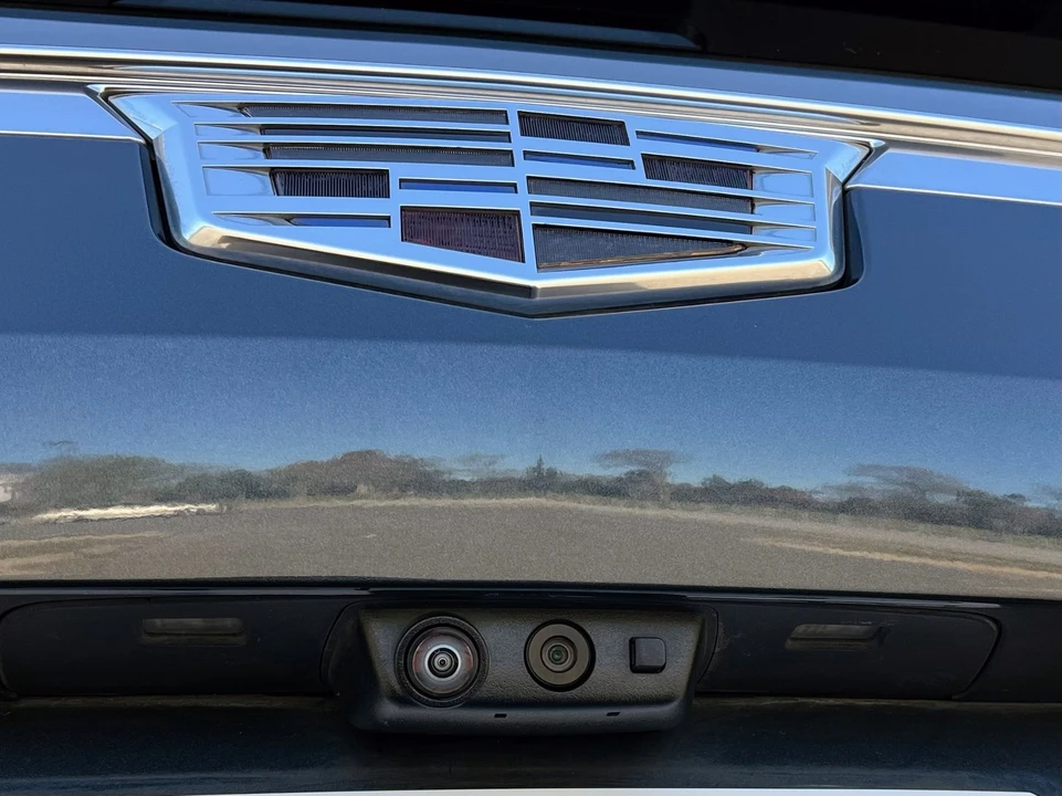 2021 Cadillac Escalade 5th Gen - Image 22 of 31