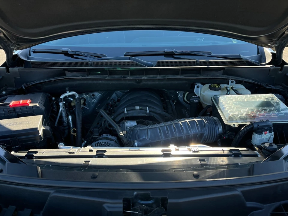 2021 Cadillac Escalade 5th Gen - Image 23 of 31
