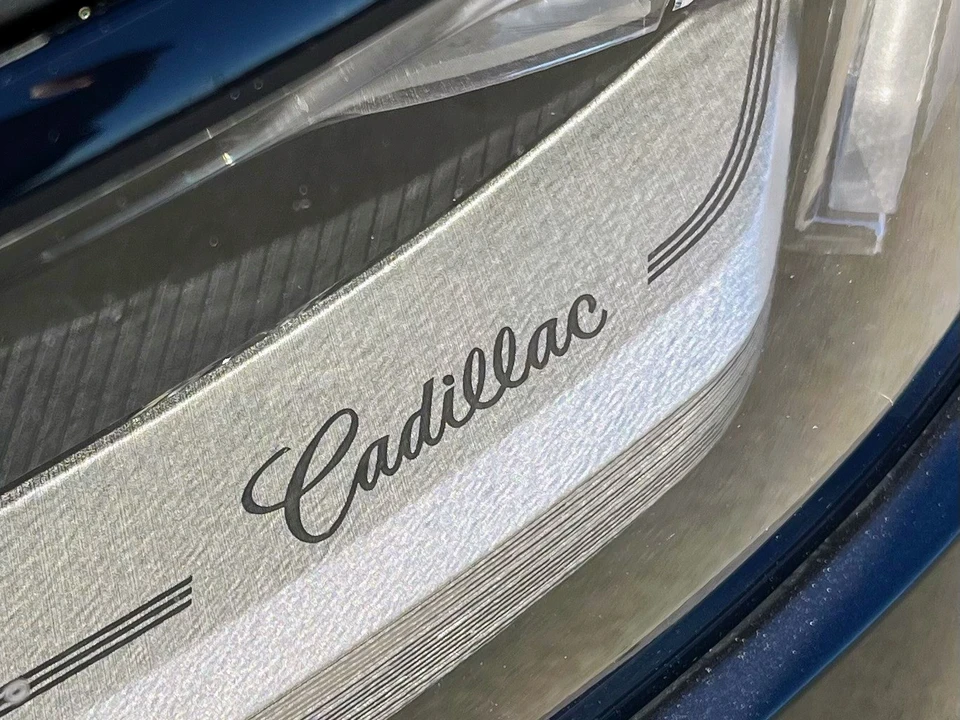 2021 Cadillac Escalade 5th Gen - Image 18 of 31