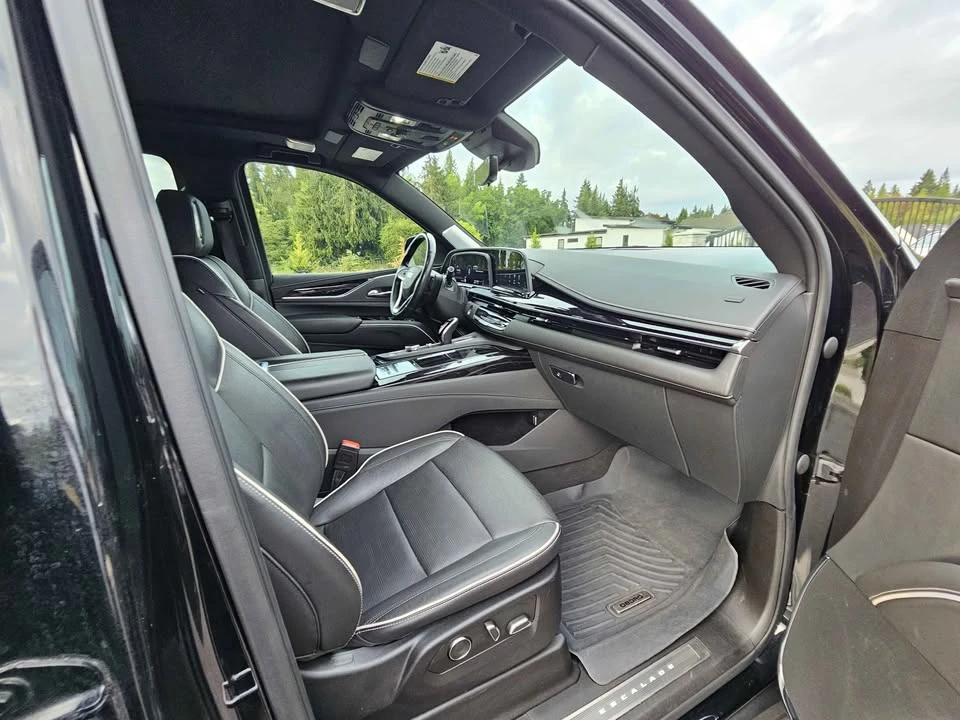 2021 Cadillac Escalade 5th Gen - Image 17 of 20