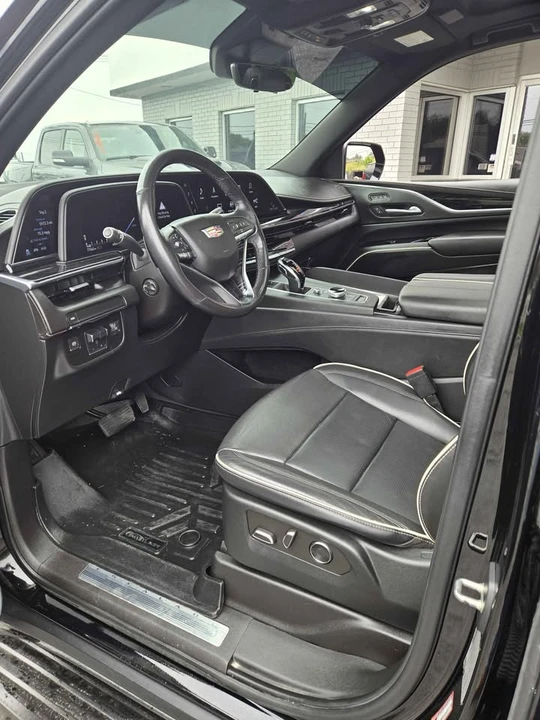 2021 Cadillac Escalade 5th Gen - Image 9 of 14