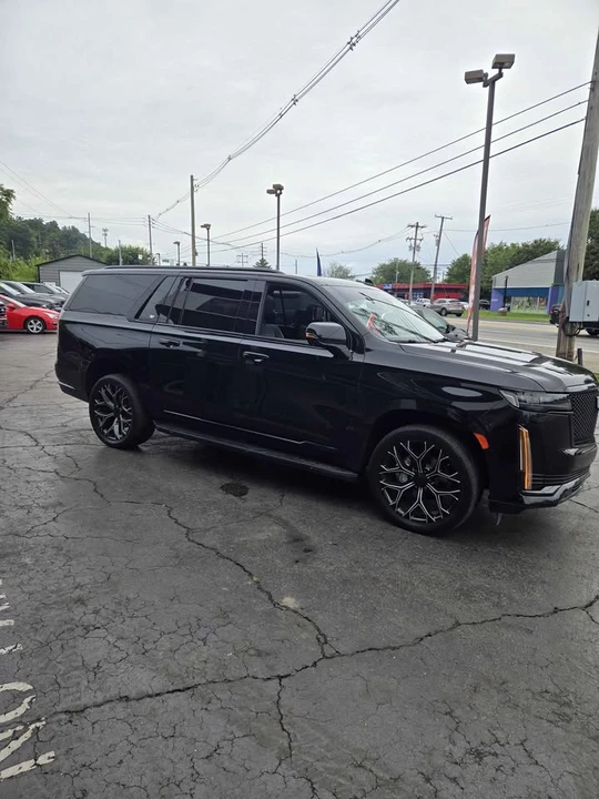 2021 Cadillac Escalade 5th Gen - Image 3 of 14
