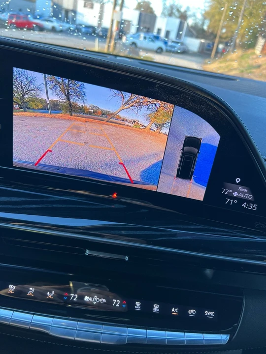 2021 Cadillac Escalade 5th Gen - Image 5 of 13
