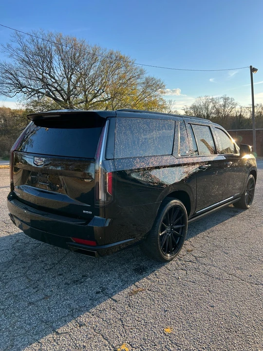 2021 Cadillac Escalade 5th Gen - Image 4 of 13