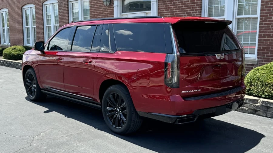2021 Cadillac Escalade 5th Gen - Image 3 of 12