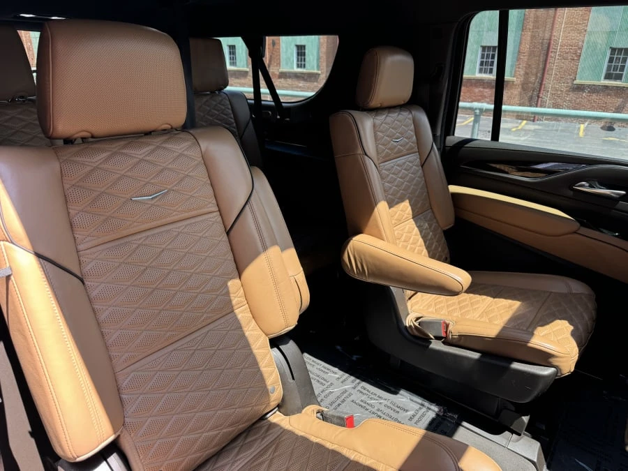 2021 Cadillac Escalade 5th Gen - Image 7 of 12