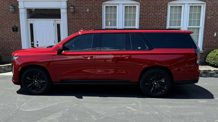 2021 Cadillac Escalade 5th Gen - Image 2 of 12