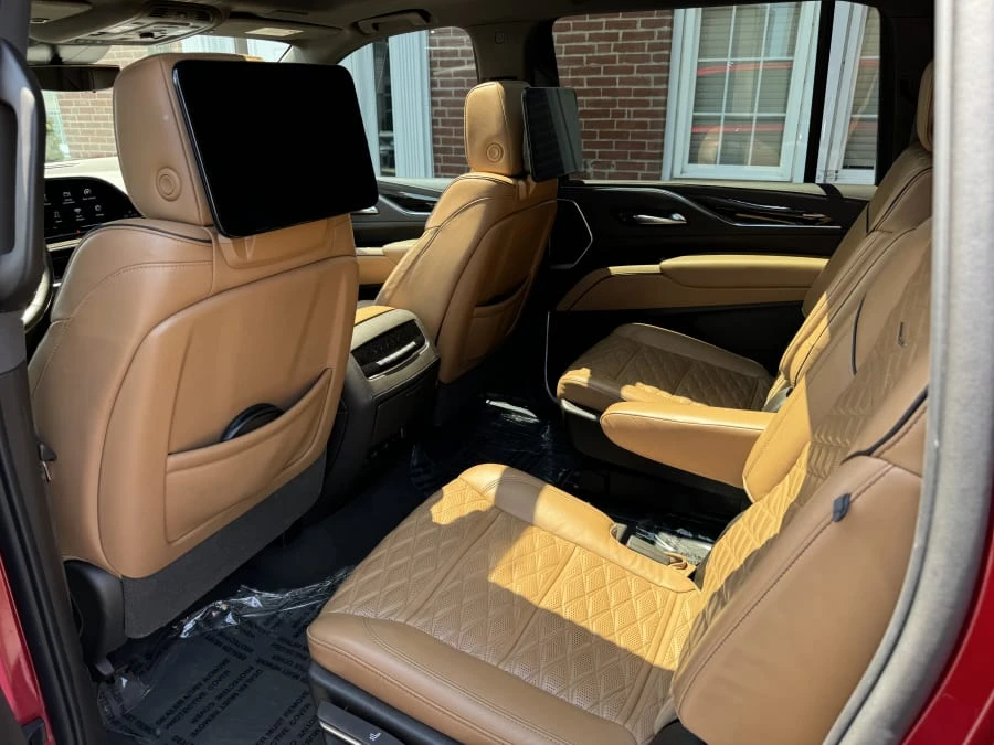 2021 Cadillac Escalade 5th Gen - Image 9 of 12