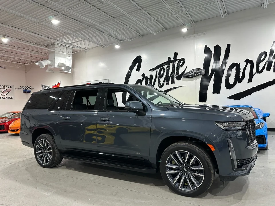 2021 Cadillac Escalade 5th Gen - Image 10 of 12
